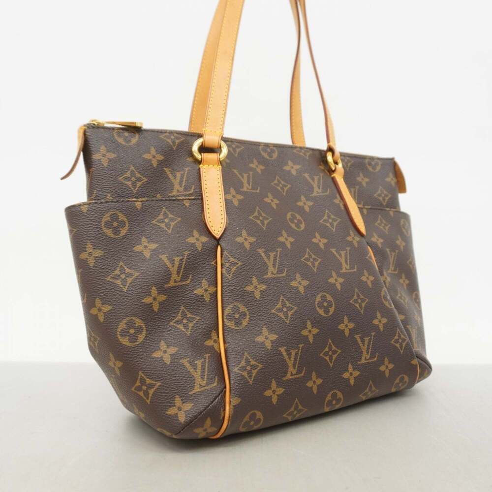 LOUIS VUITTON Brown Monogram Tote Bag - Picture 2 of 9
